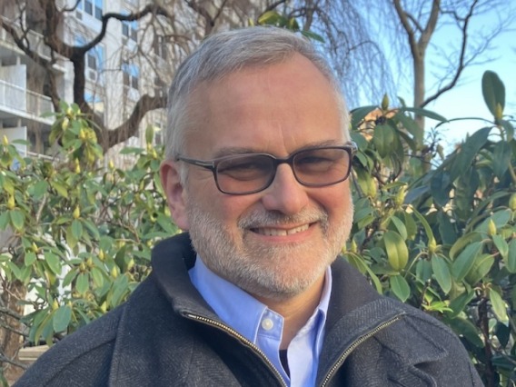 Dennis Zaritsky