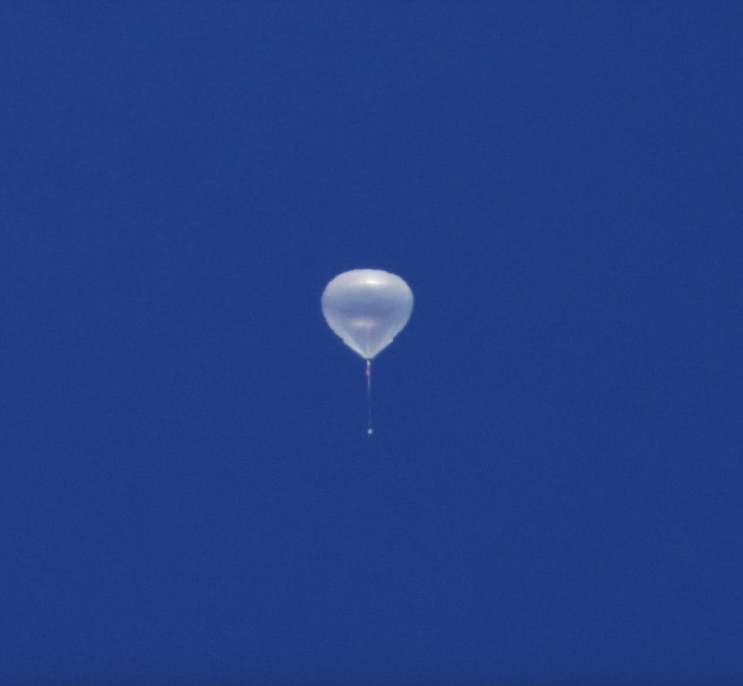 TIM "at float": at an altitude of >120,000ft, the low pressures allow the balloon to expand to its full volume, over 420 ft in diameter. It can be seen from hundreds of miles away with the naked eye. This image uses a long focal length lens.